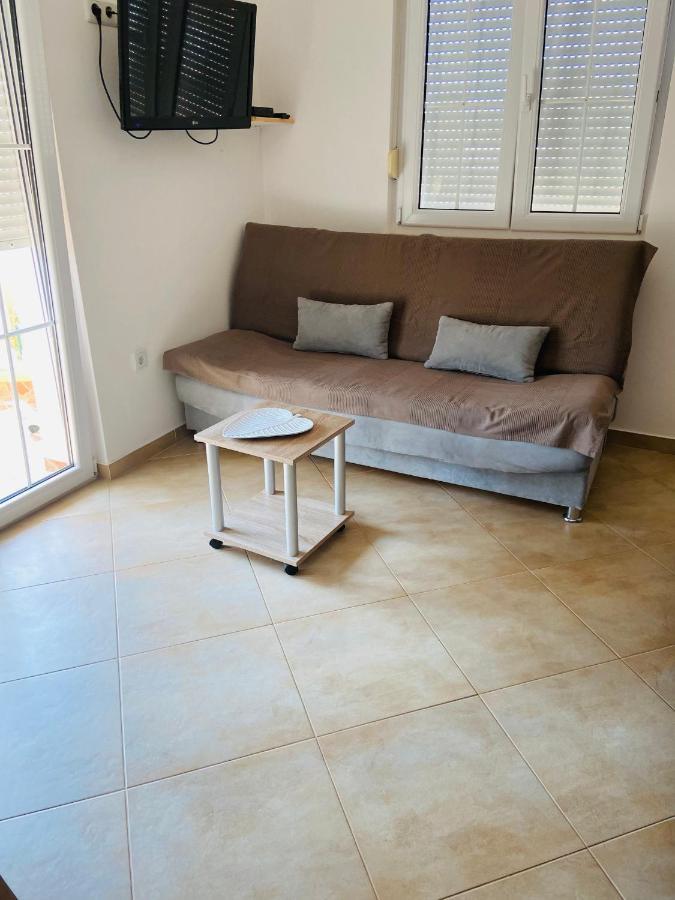 Apartmani Slavko Fažana Exterior foto